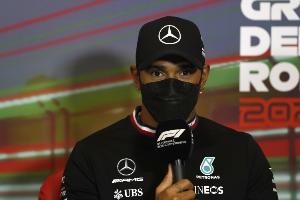 忠实枪迷!F1车手汉密尔顿社媒庆祝阿森纳夺冠:COYG配图
