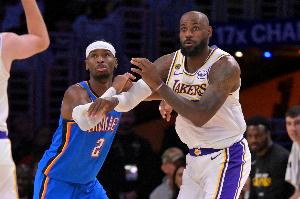夸梅:骑士被逆转是剧本?如果NBA有剧本 那詹姆斯不会被淘汰配图