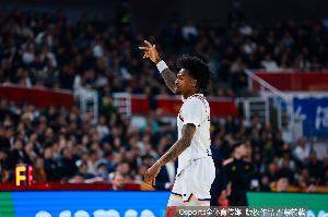 媒体人:只要周琦不在场 古德温就随便突 洛夫顿没咋打却效果奇佳配图