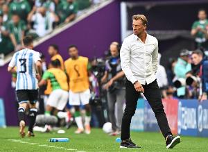 勒纳尔连续3届带不同球队参加世界杯,米卢曾连续5届做到配图