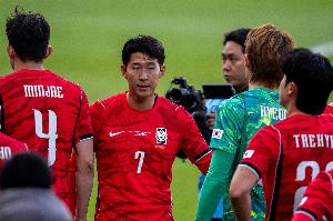 记者:韩国队与媒体关系能否恢复仍存疑问,取决于球员和教练组配图